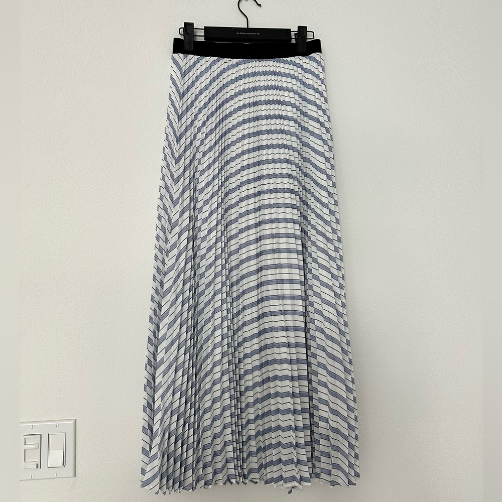 Maje 220JORAY Striped and pleated elasticated skirt NWT Size 1